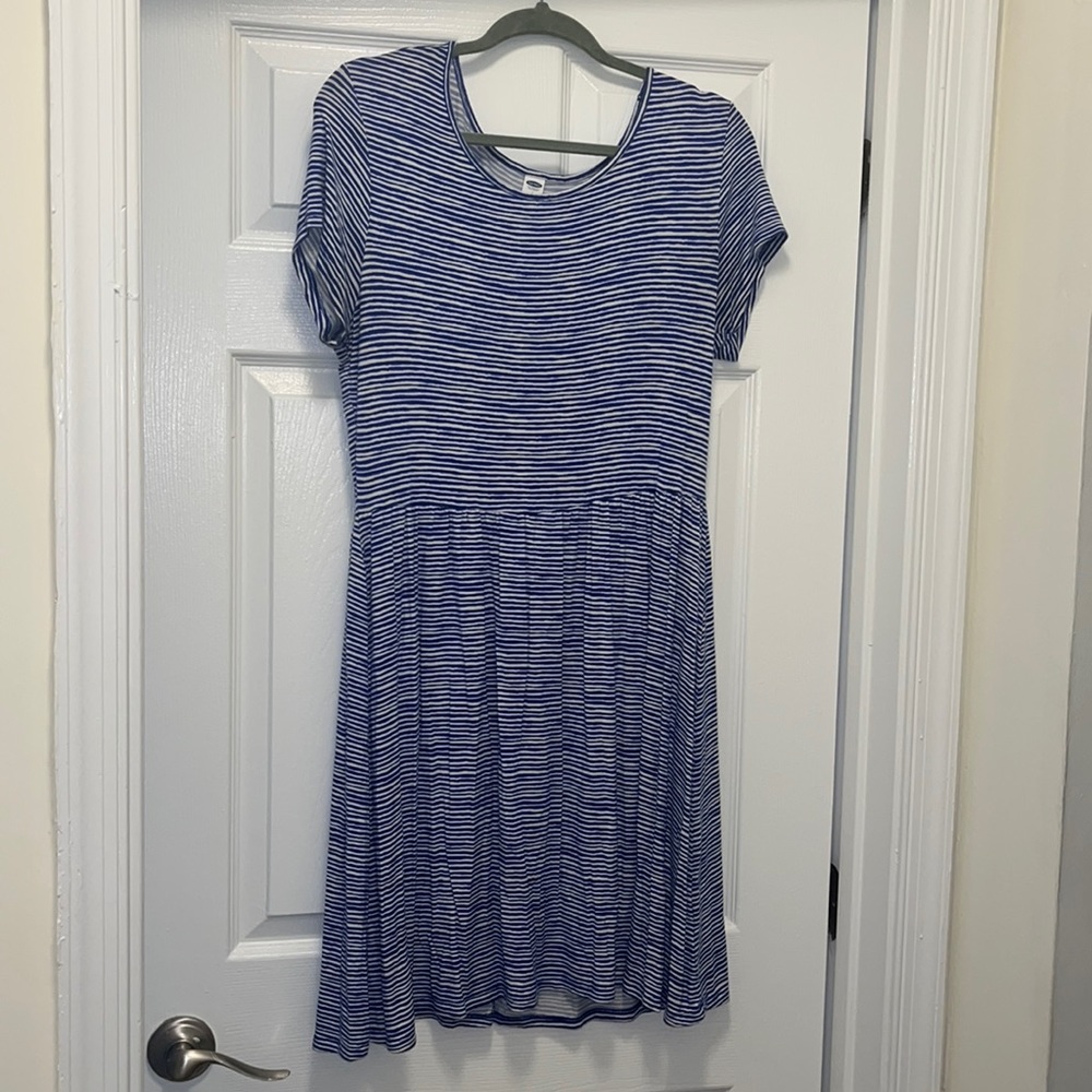 Blue & white old navy dress - size L